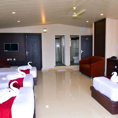 Hotel Coorg Palace Madikeri Exterior foto